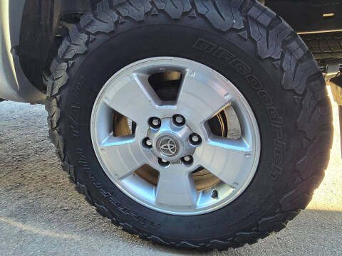 2005 Toyota Tacoma PreRunner V6