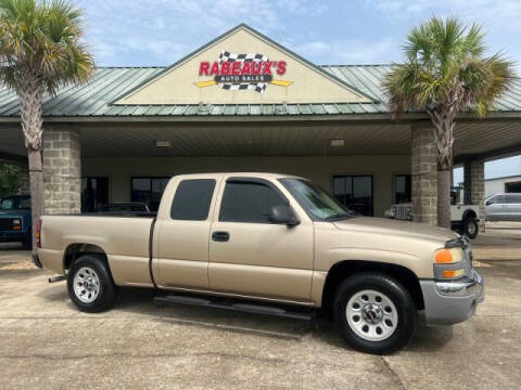 2004 GMC Sierra 1500 for sale at Rabeaux's Auto Sales in Lafayette LA