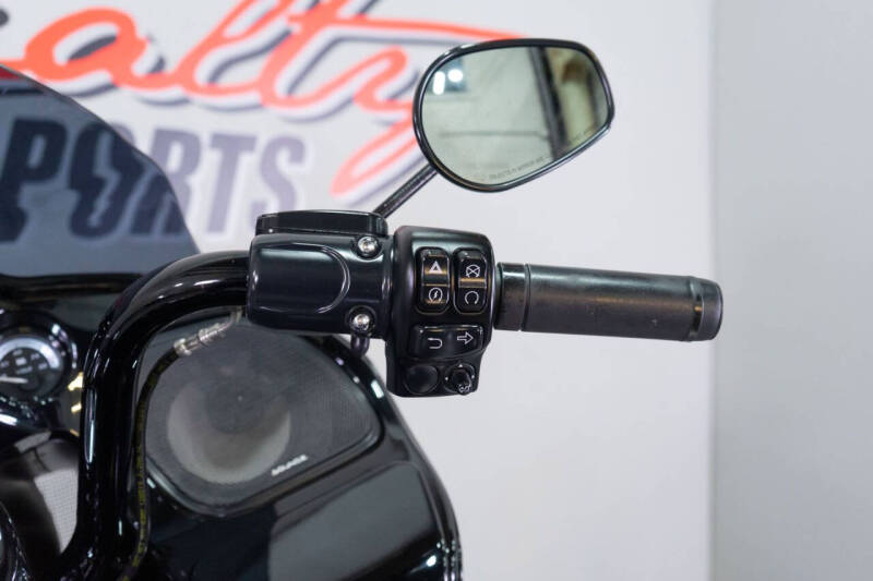2020 Harley-Davidson Road Glide Limited