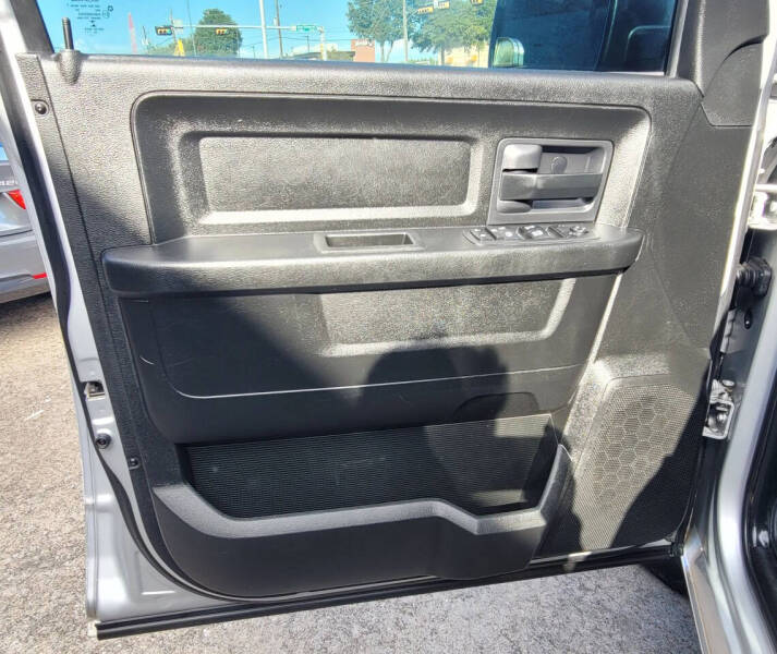 2019 RAM 1500 Classic Express