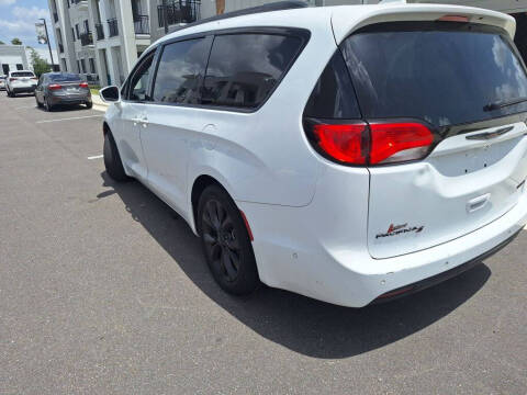 2020 Chrysler Pacifica Limited