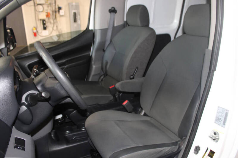 2017 Nissan NV200