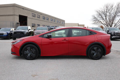 2025 Toyota Prius Plug-in Hybrid SE