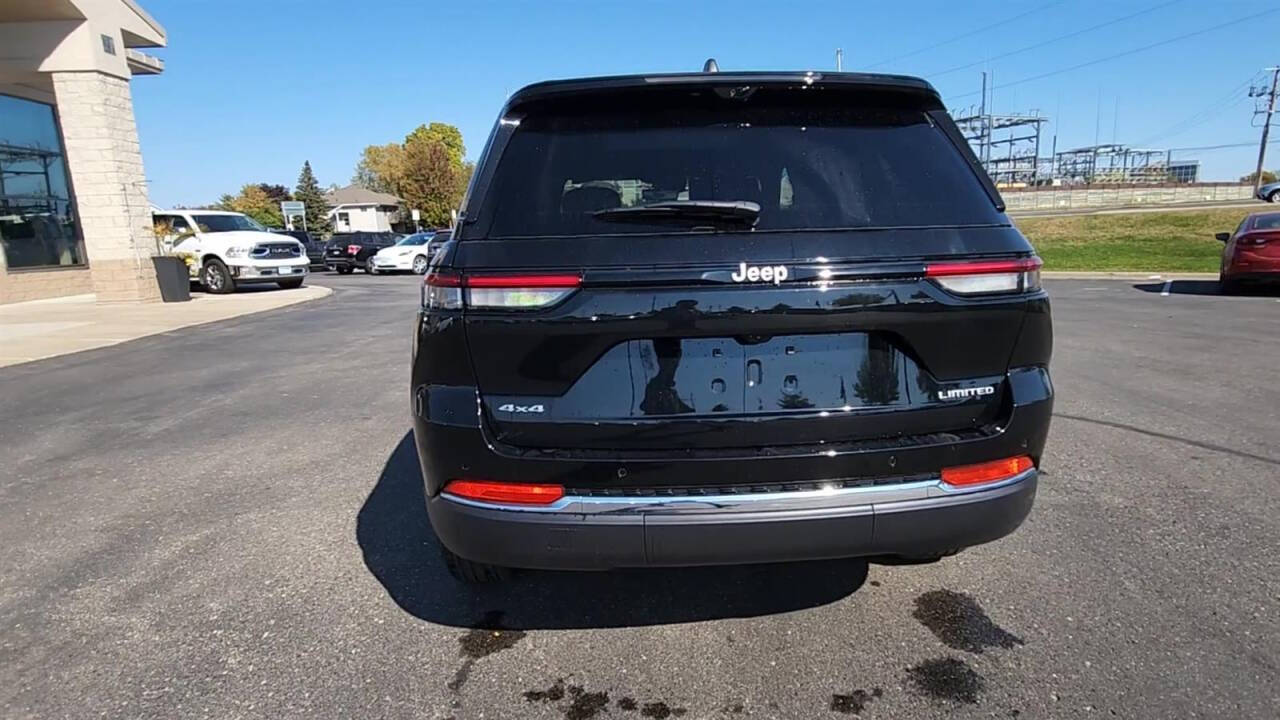 2025 Jeep Grand Cherokee for sale at Victoria Auto Sales in Victoria, MN