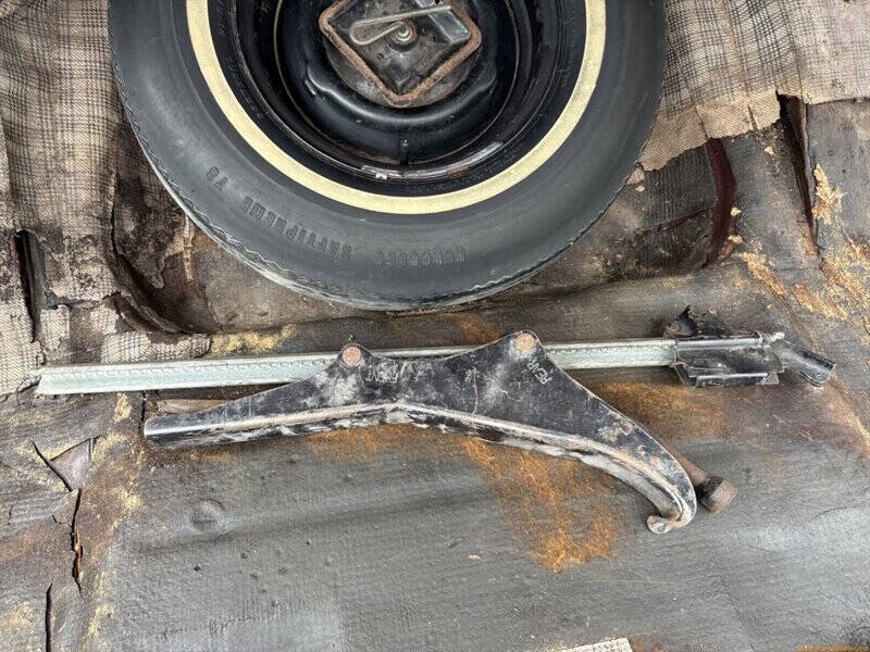 1961 Ford Thunderbird