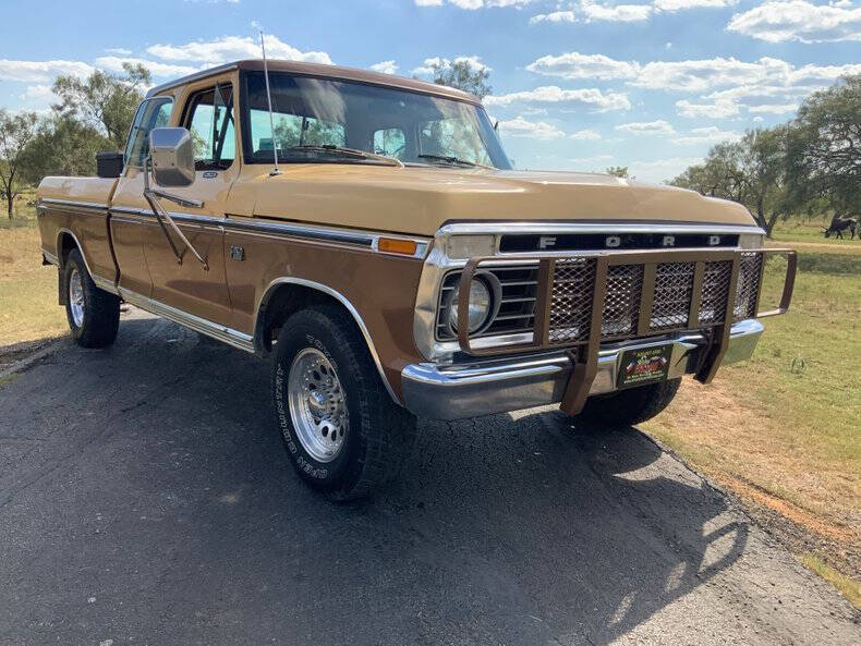 1975 Ford F-250