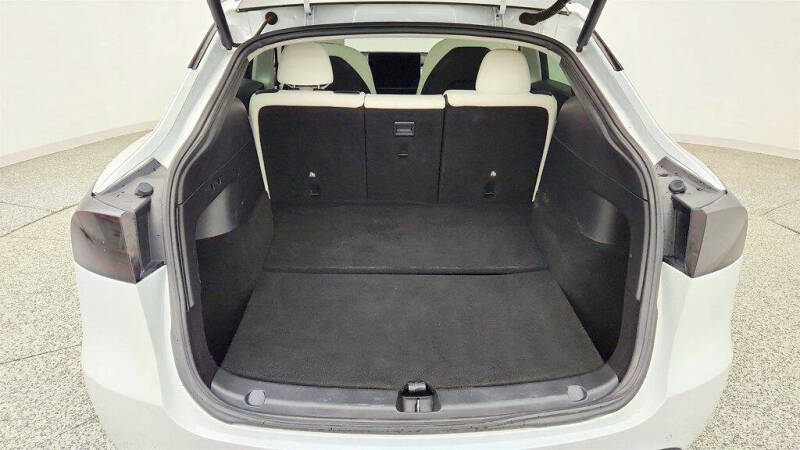2021 Tesla Model Y Standard Range