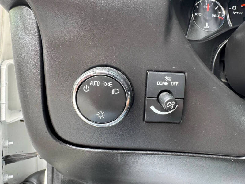 2017 Chevrolet Express 2500