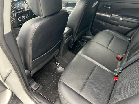 2018 Mitsubishi Outlander Sport 2.4 SEL