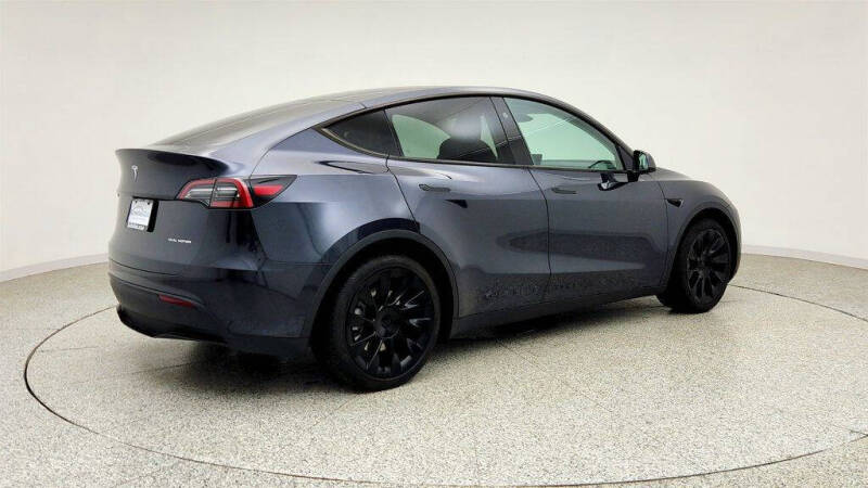 2024 Tesla Model Y Long Range