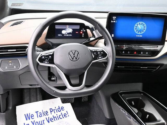 2023 Volkswagen ID.4 Pro