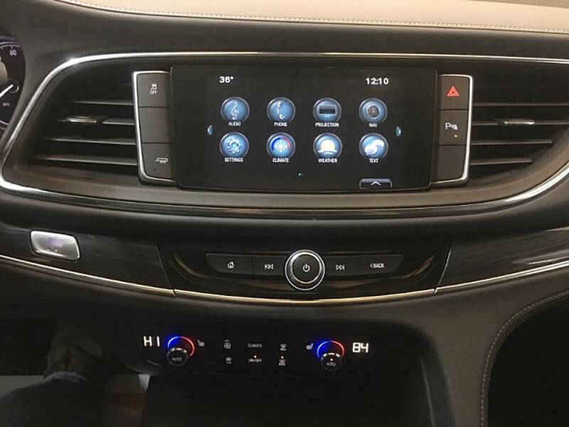 2018 Buick Enclave Essence