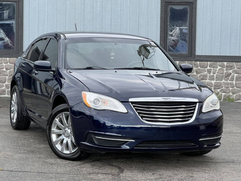 2013 Chrysler 200 for sale in Highland, IN