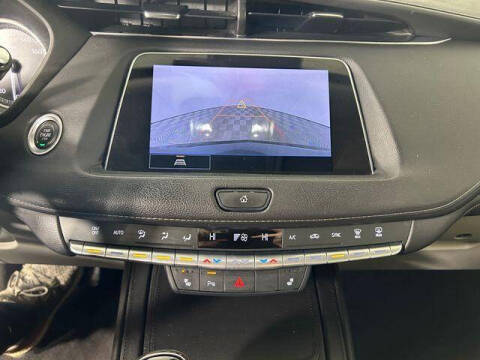 2023 Cadillac XT4 Luxury