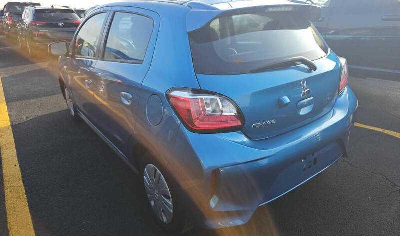 2024 Mitsubishi Mirage ES
