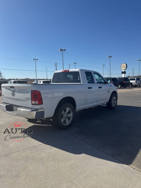 2024 RAM 1500 Classic SLT