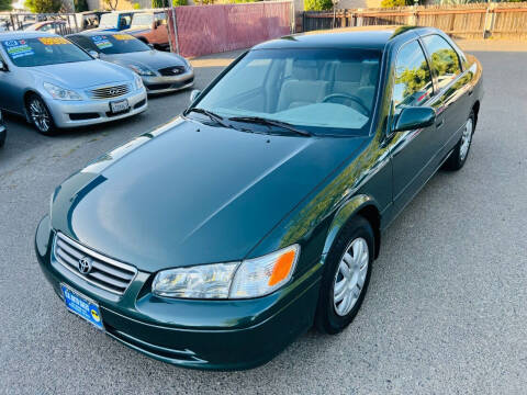 2000 Toyota Camry for sale at C. H. Auto Sales in Citrus Heights CA