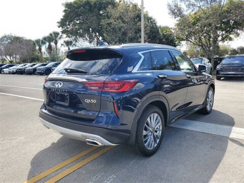 2025 Infiniti QX50 Luxe