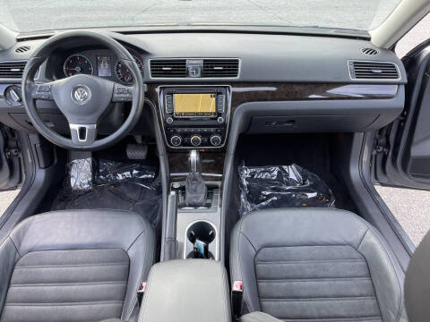 2015 Volkswagen Passat 2.0L TDI SEL Premium