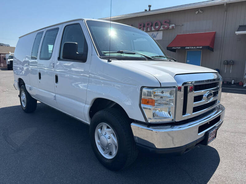 2009 Ford E250 CARGO VAN