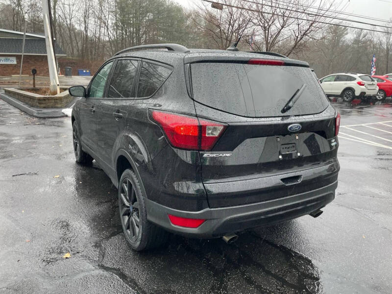 2019 Ford Escape SE