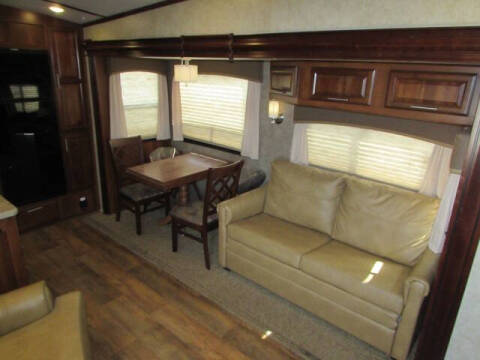 2016 Forest River F282RKX