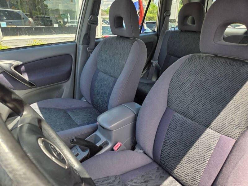 2003 Toyota RAV4
