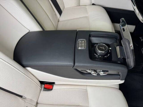 2022 Rolls-Royce Phantom