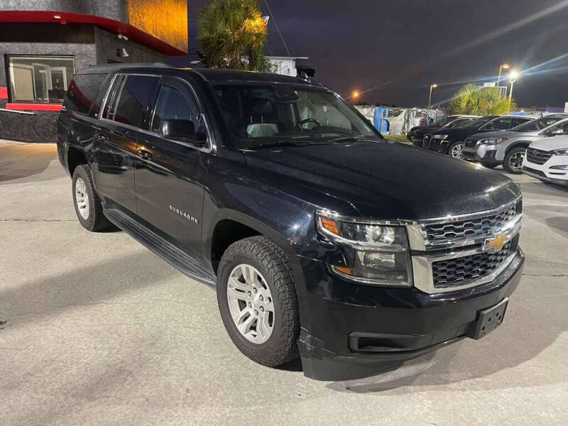 2017 Chevrolet Suburban LT