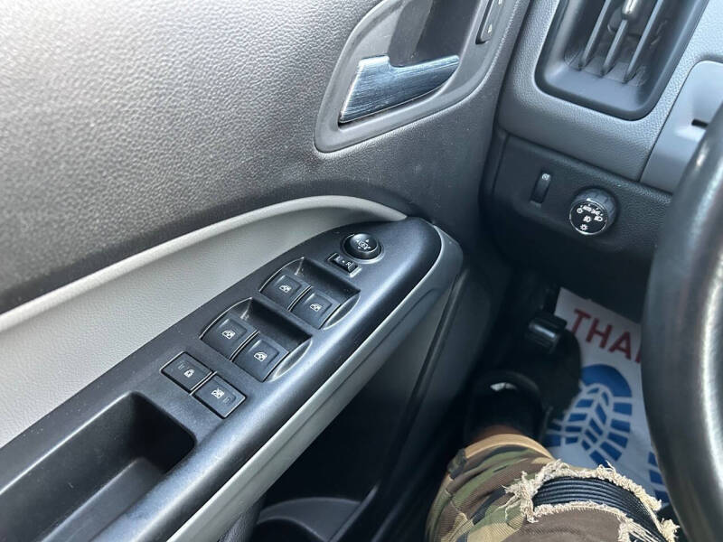 2017 Chevrolet Colorado LT