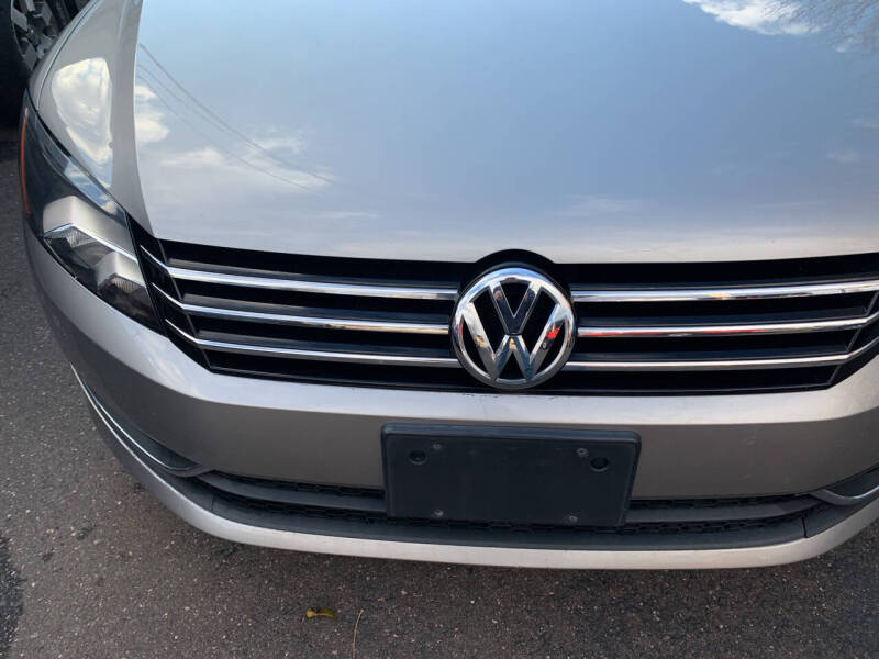 2012 Volkswagen Passat SE PZEV