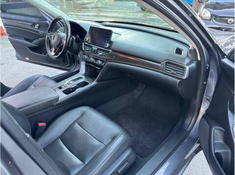 2020 Honda Accord Hybrid Touring