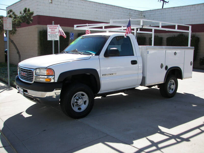 2002 GMC Sierra 2500HD for sale at Pacific Truck & 4X4 Sales in Ventura CA