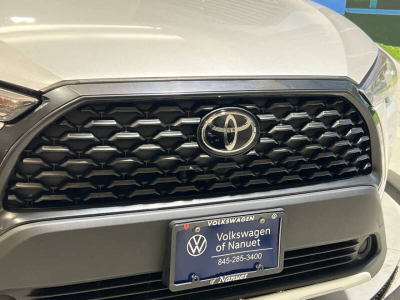 2022 Toyota Corolla Cross LE