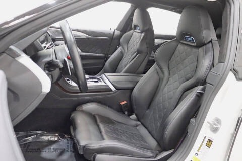 2022 BMW M8 Competition