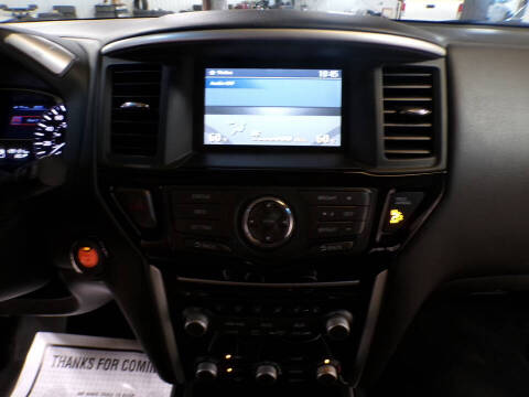 2013 Nissan Pathfinder SV