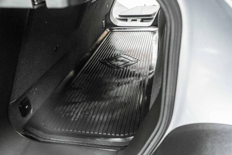 2023 Rivian R1T Adventure