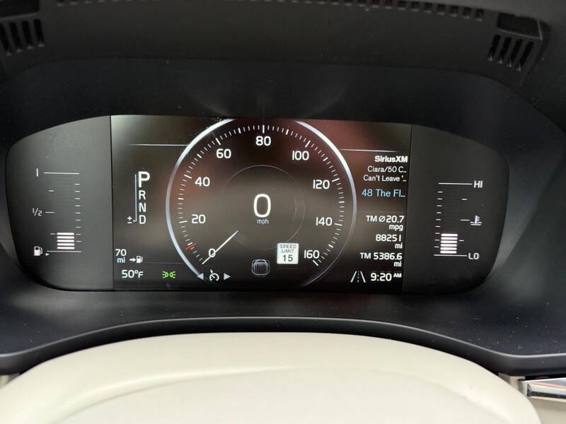 2019 Volvo XC60 T6 Momentum