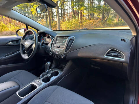 2017 Chevrolet Cruze LT Auto