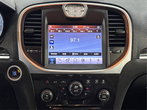 2011 Chrysler 300 Limited