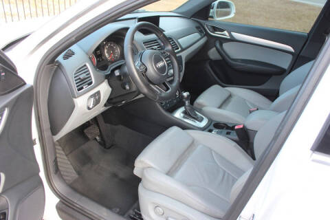 2016 Audi Q3 2.0T Premium Plus