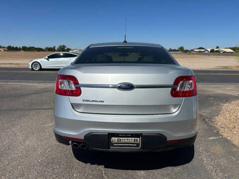 2011 Ford Taurus SE