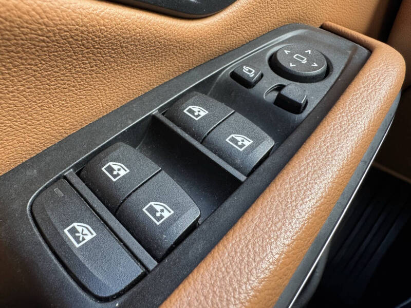 2019 BMW 3 Series 330i