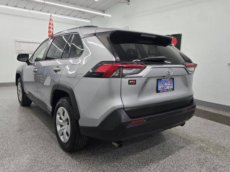2019 Toyota RAV4 LE