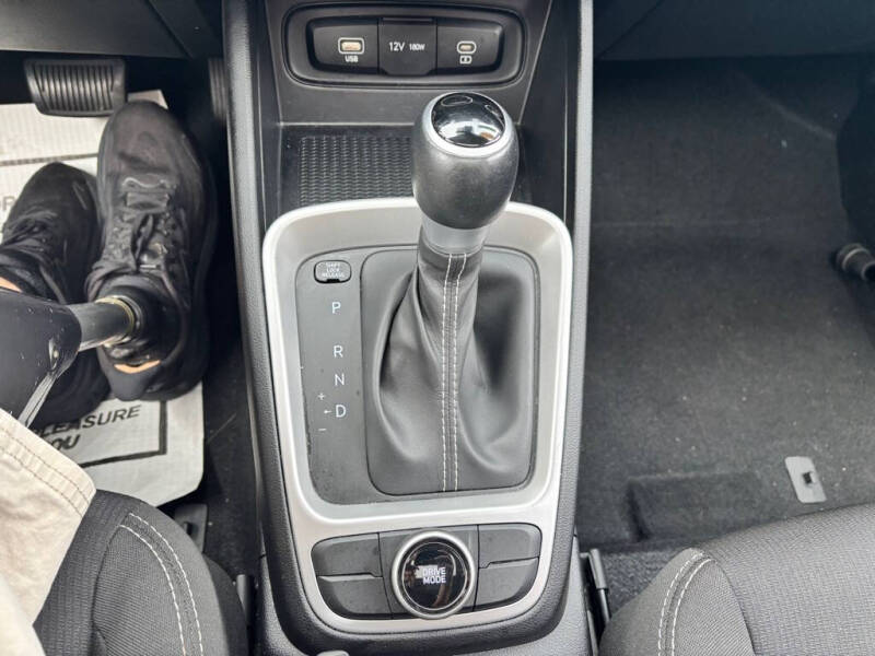 2024 Hyundai Venue SEL