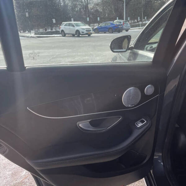 2016 Mercedes-Benz C-Class