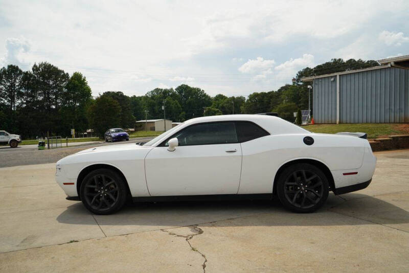 2022 Dodge Challenger SXT
