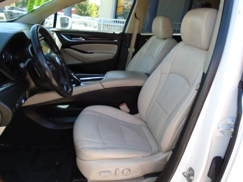 2019 Buick Enclave Essence