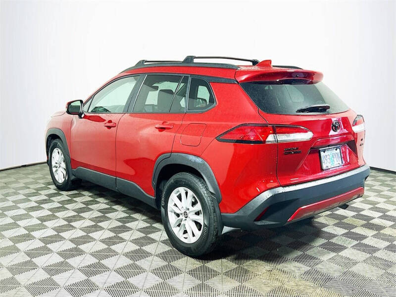 2023 Toyota Corolla Cross LE