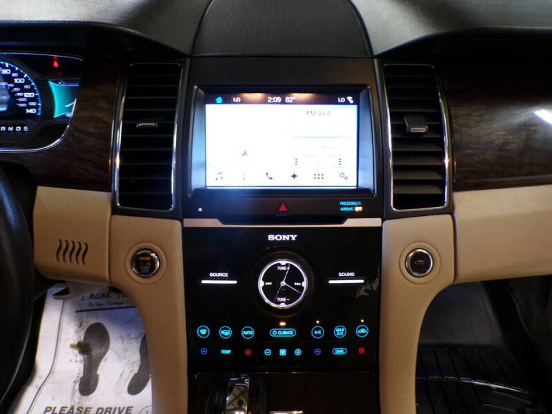 2017 Ford Taurus Limited